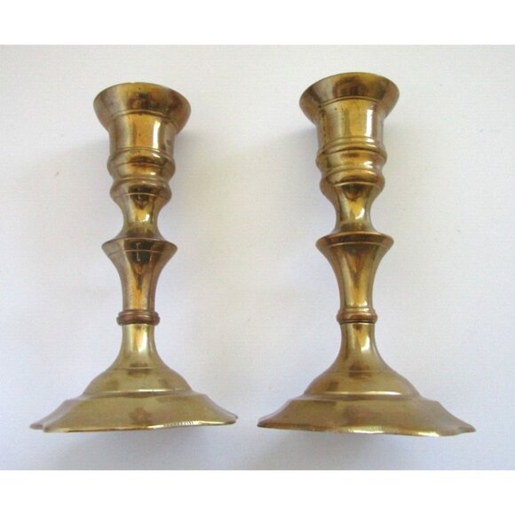 Vintage Brass Candlestick Holders - Set of 2 -Scalloped Design Bases - 5" Height - Picture 9 of 14